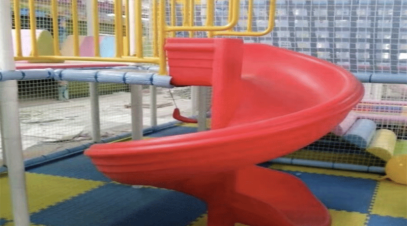 /Plastic Slide