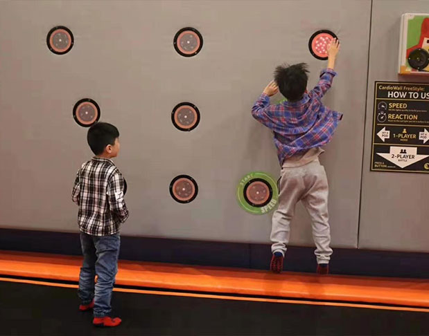 /Case study of trampoline interactive wall