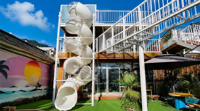 Commercial Large Plastic Slide